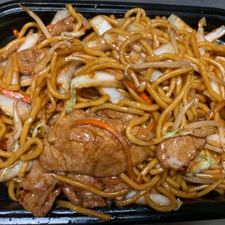 20 牛捞面BEEF LOMEIN